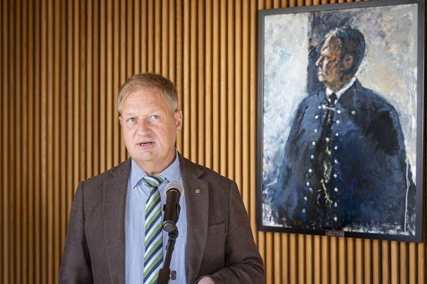 Páll á Reynatúgvu helt sjálvur eisini eina røðu